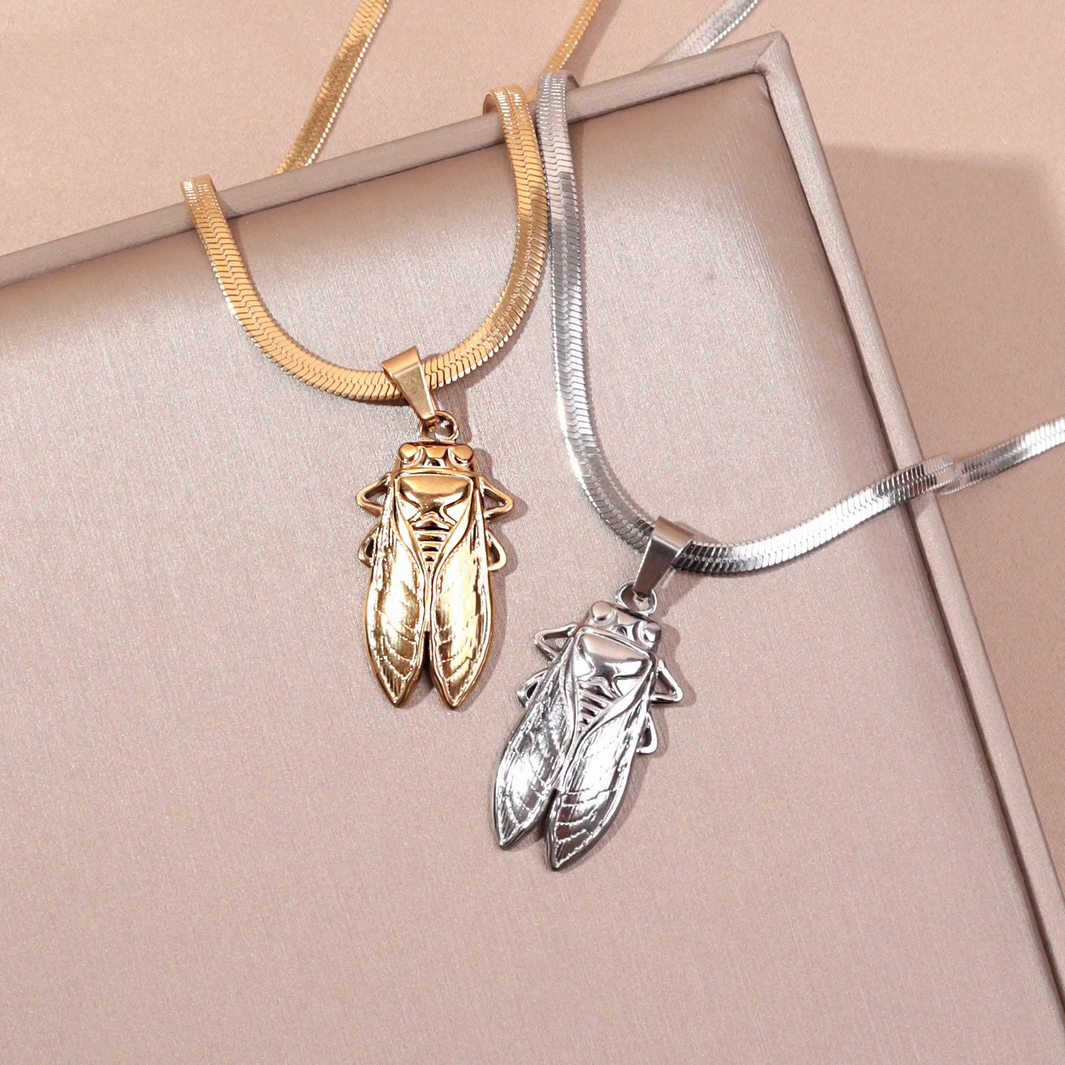 Vintage Fashion Bug - Большая Цикада из нержавеющей стали, античные