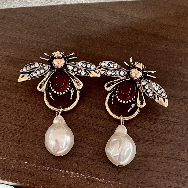 Винтажные висячие серьги с нас – обзор и цена Vintage Fashion Bug